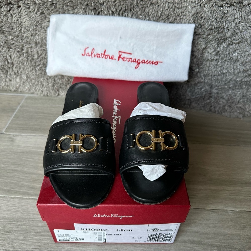 Salvatore Ferragamo Black Leather Rhodes Sandals